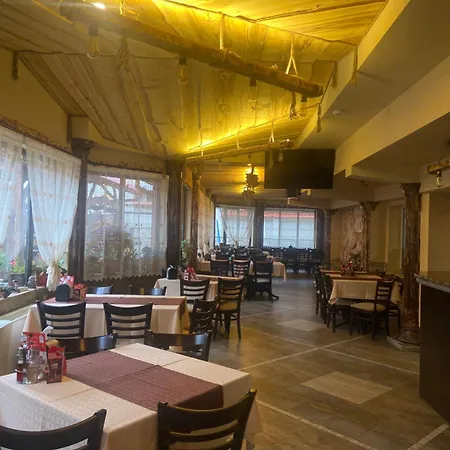 Family Yola Hotel Czepełare