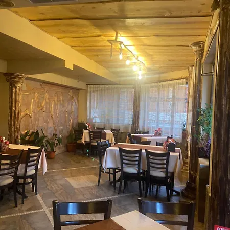 Hotel Family Yola Tschepelare